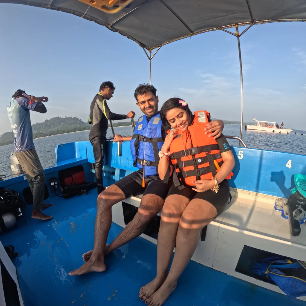 Frogman crew and speedboat for boat scuba diving in Andaman